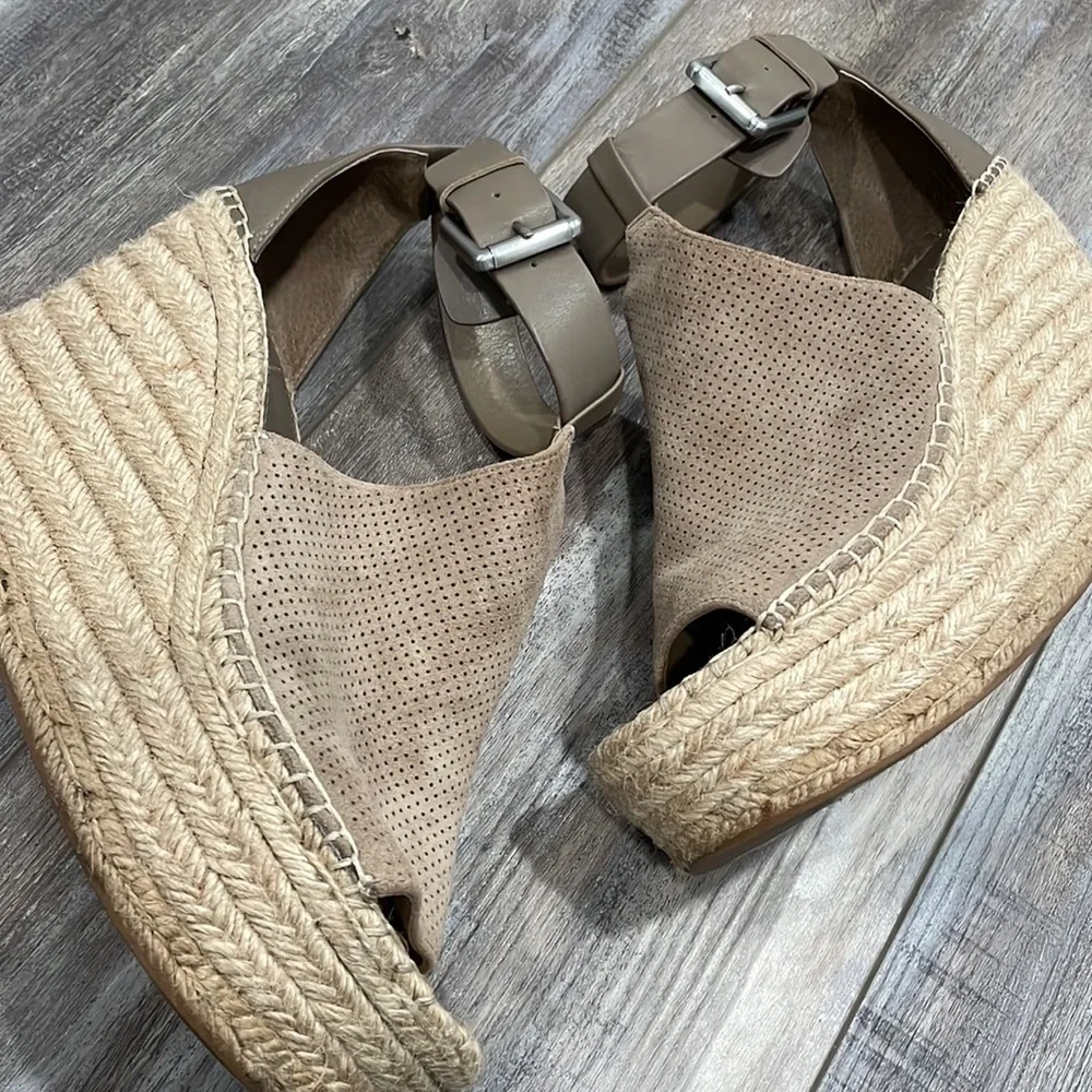 Marc Fisher MlANNIE platform espadrille wedge